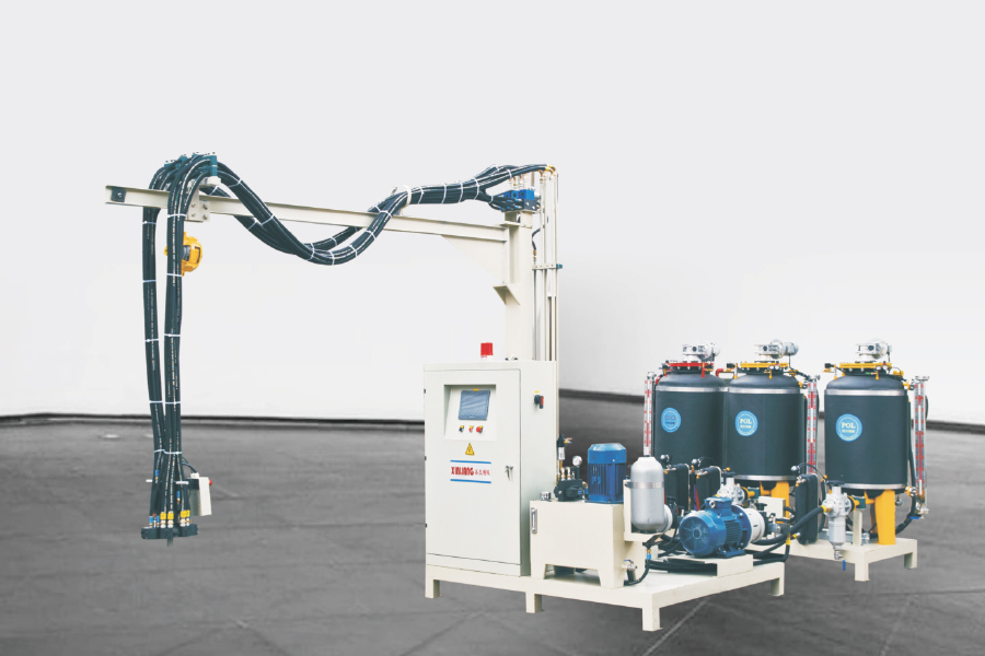 Háromkomponensű poliuretán, nagynyomású habzó befecskendező gép Ningbo Xinliang Machinery Co., Ltd.